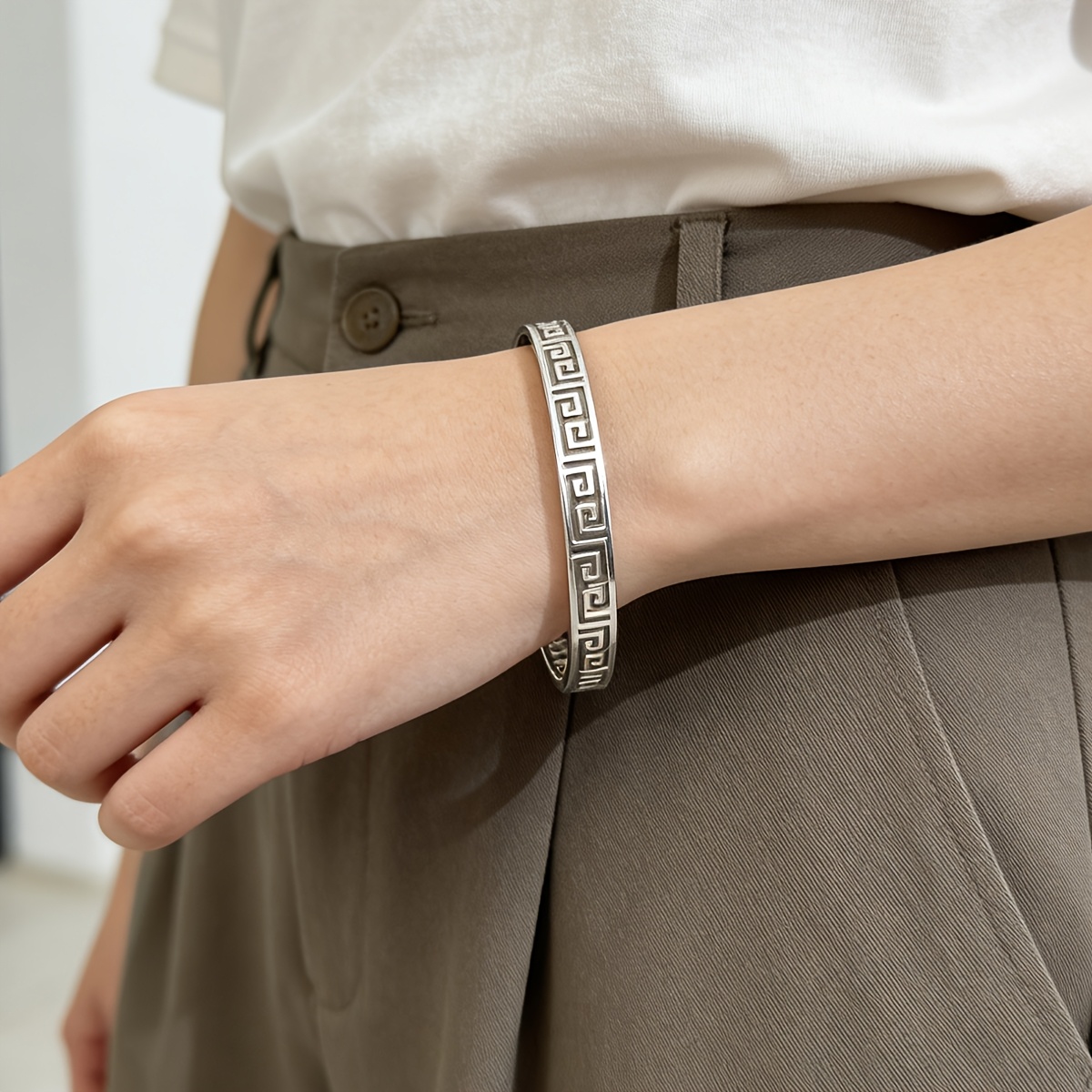 Light Luxury Stainless Steel Multi-Style Bracelet Set for Women